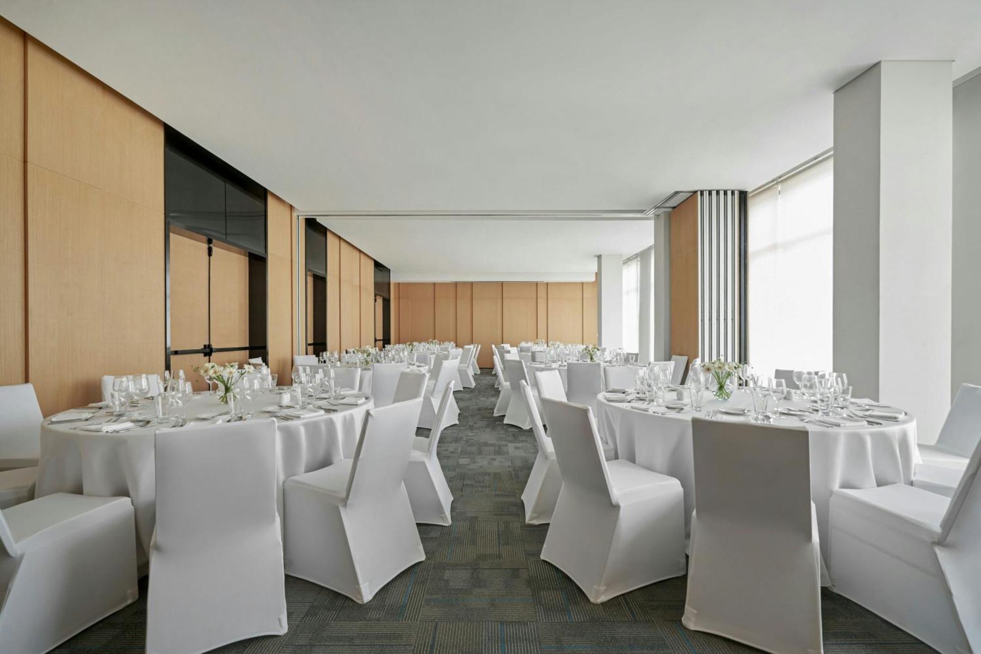 Fairfield By Marriott South Binh Duong Hotel Thuan An Exterior photo